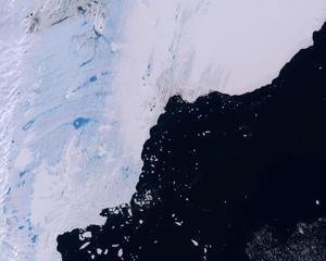 AI reveals Antarctic ice shelves melting faster than thought [Video]