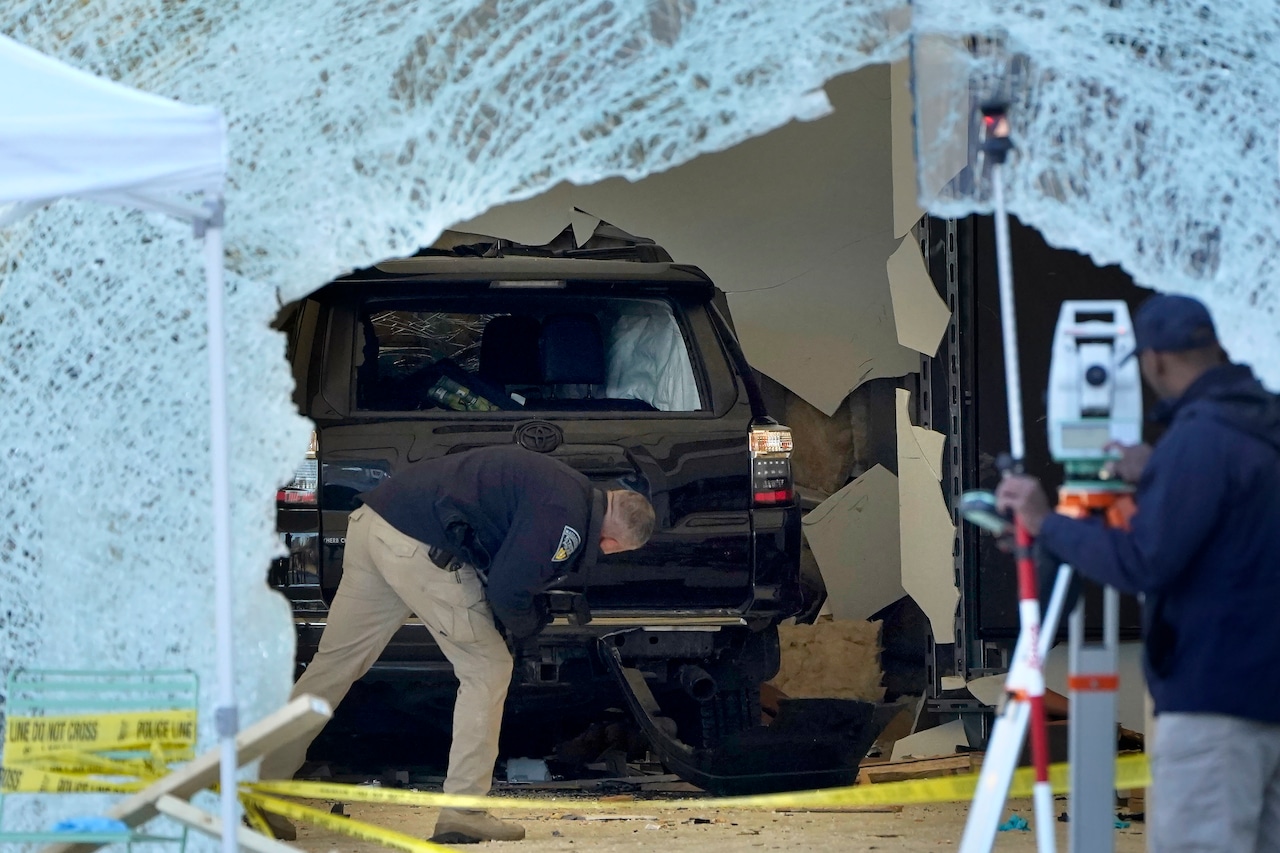 Defense in Hingham Apple Store crash murder case wants records from Toyota [Video]