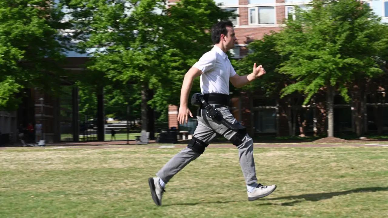 AI-driven exoskeleton lightens your load, elevates performance [Video]