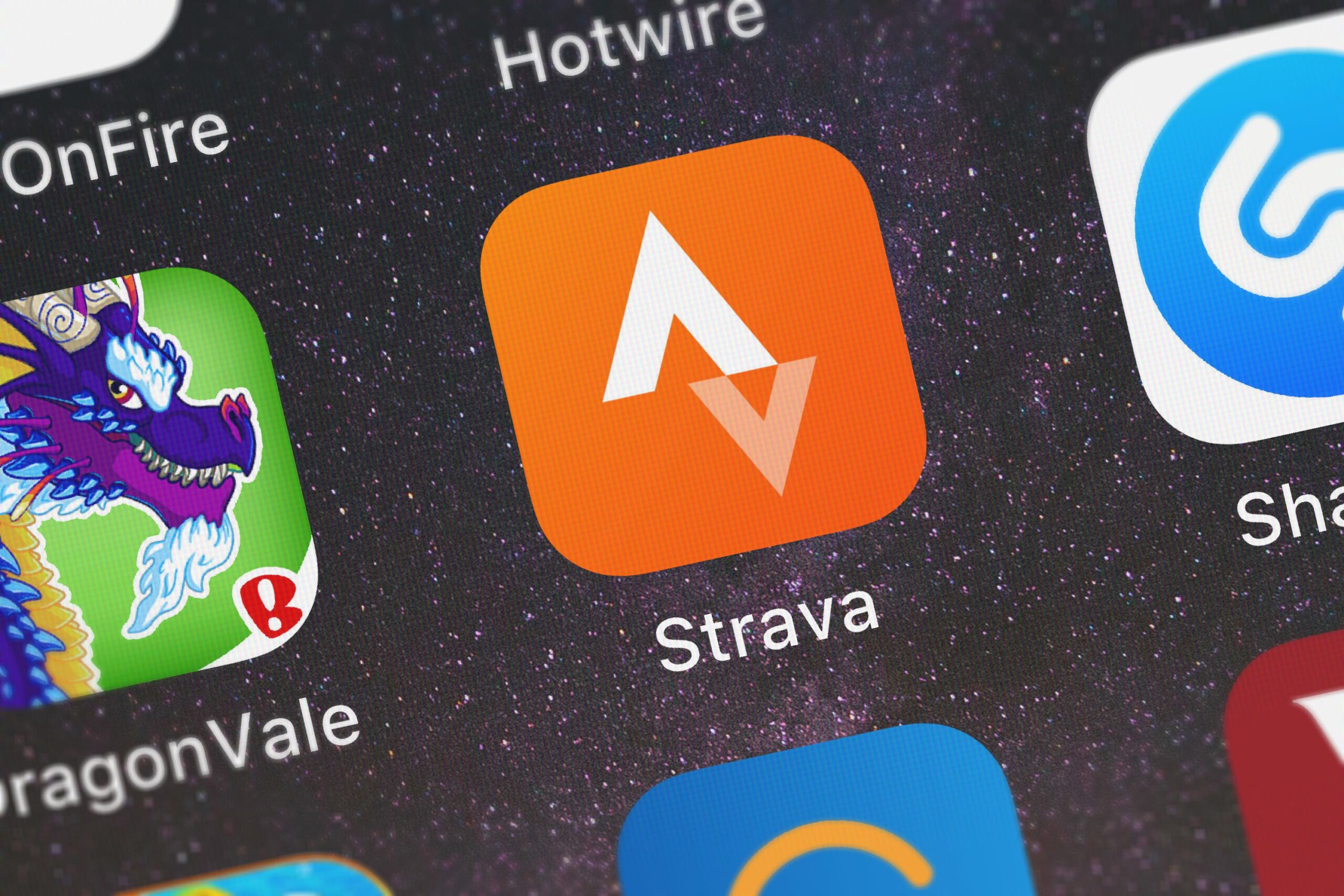 Strava Latest Update Introduces Highly Anticipated Dark Mode Feature [Video]