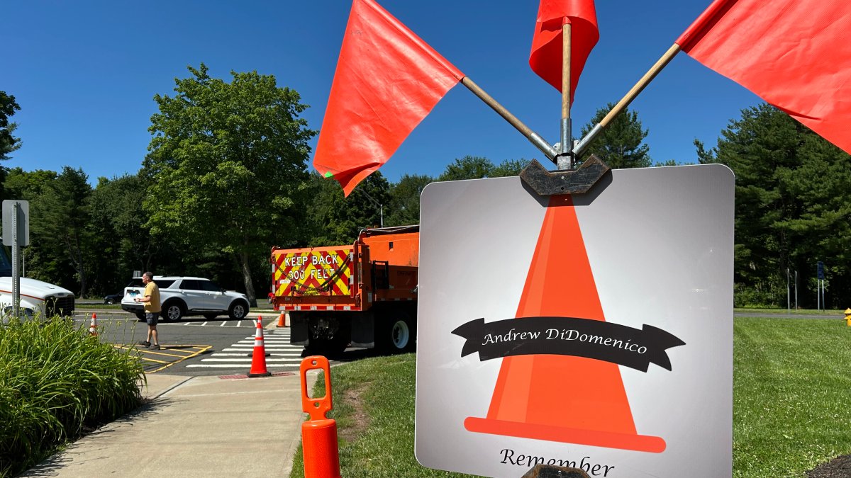 State leaders call for safer roads following the death of DOT employee, state trooper, and construction worker  NBC Connecticut [Video]