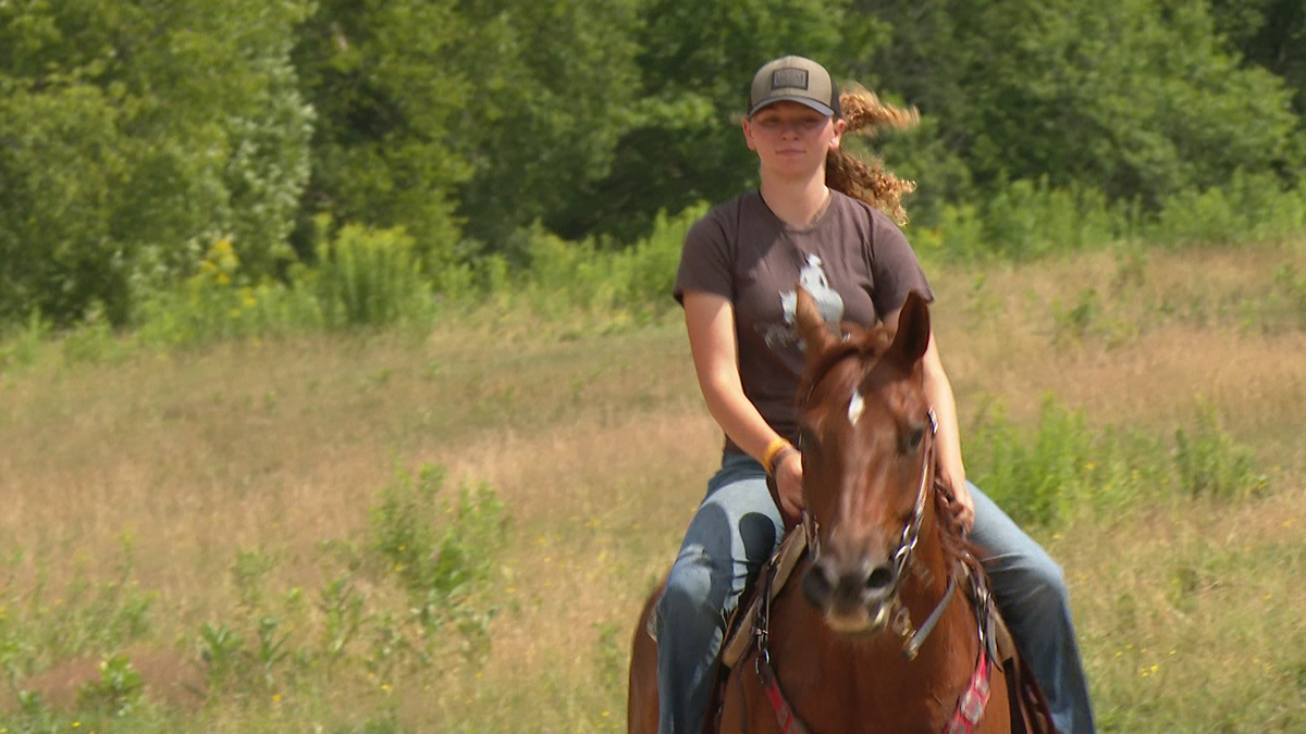 Barrel racer from Lake Clear, N.Y. to compete in national high school competition [Video]