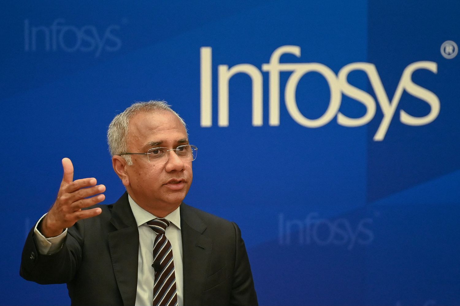 Infosys Stock Soars After Company Raises Outlook as AI Demand Drives IT Spending [Video]