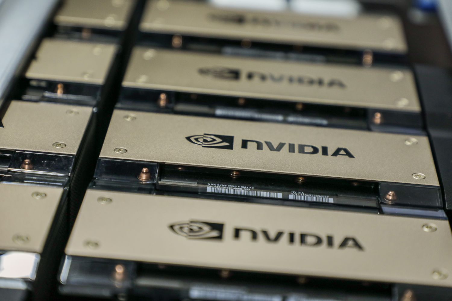 Nvidia, Apple, Kellanova, and More [Video]