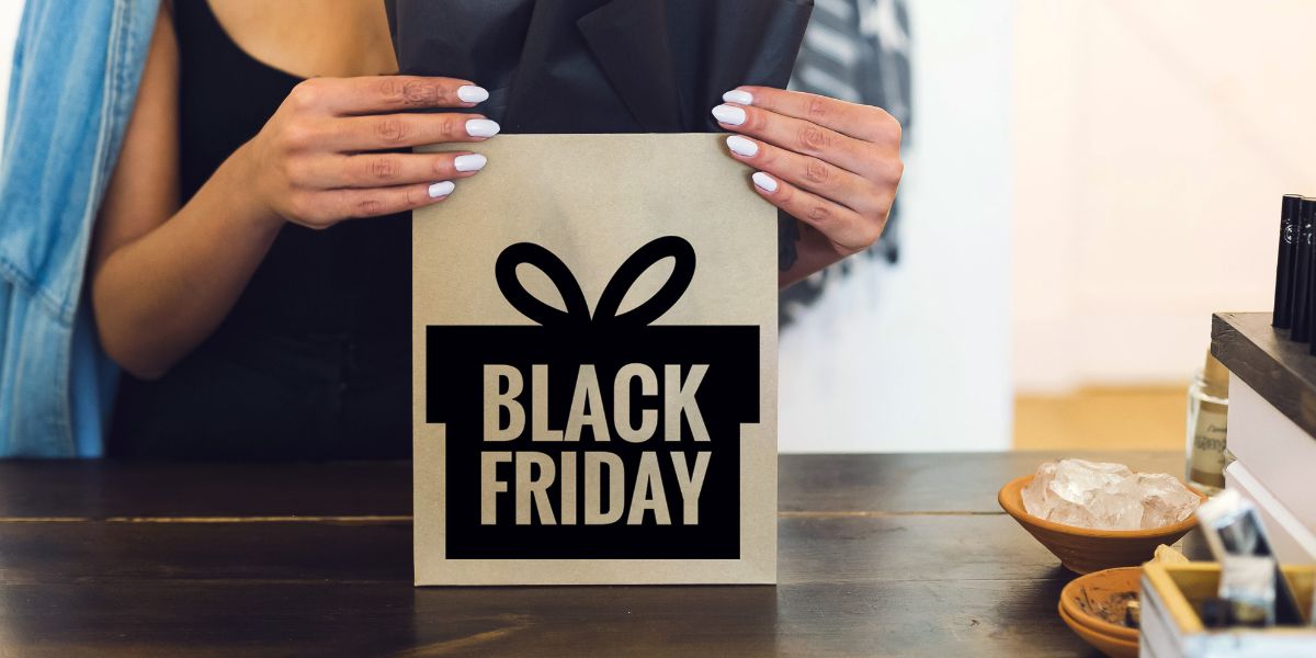 10 Black Friday Social Media Post Ideas [Video]