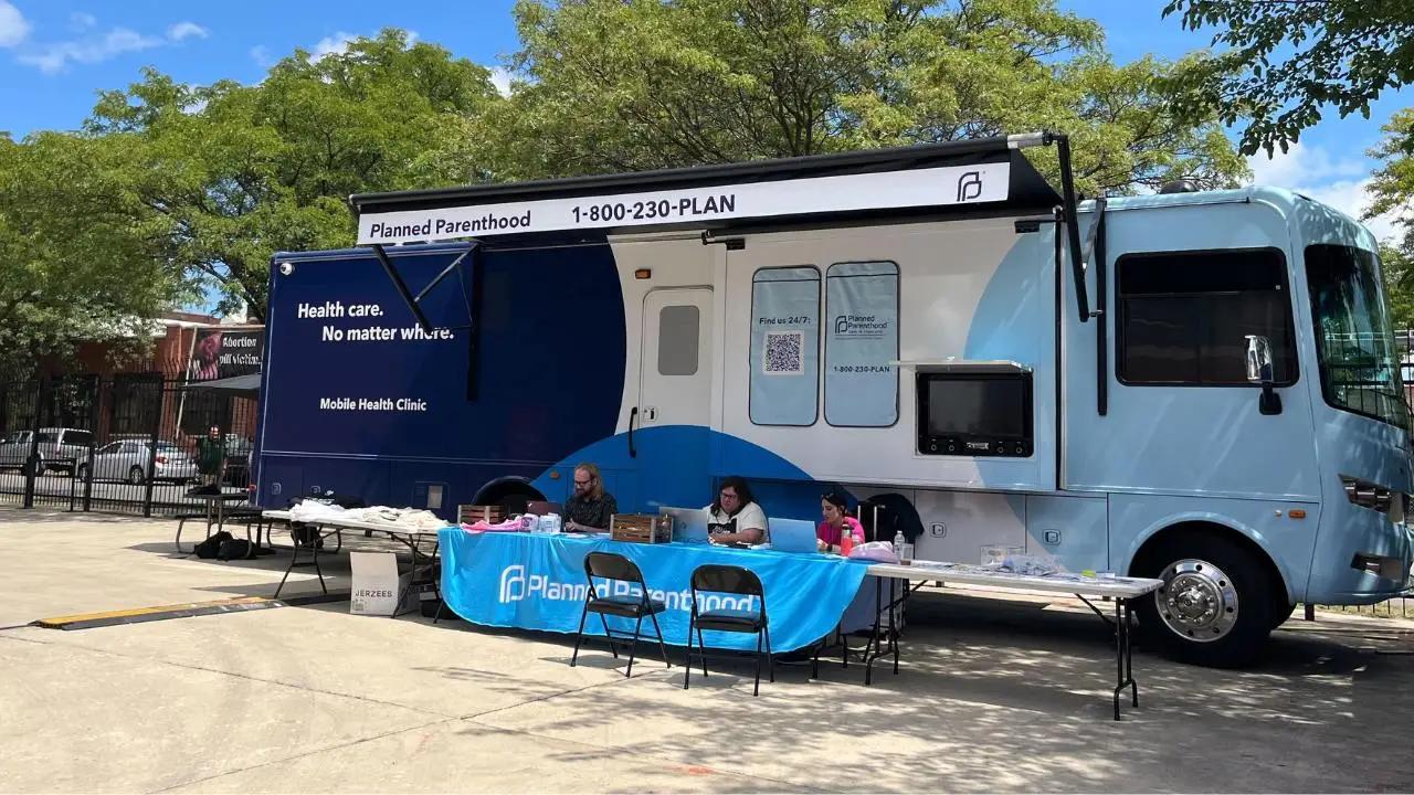 Free abortions being offered outside DNC could land Planned Parenthood in trouble with IRS [Video]