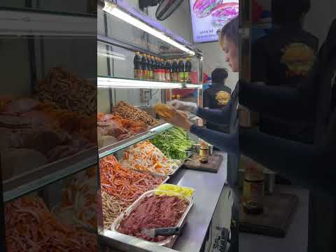 Ordering 50 Cent Bahn Mi in Vietnam [Video]