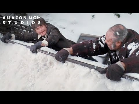 BREAKHEART PASS (1975) | Fight On A Moving Train | MGM [Video]