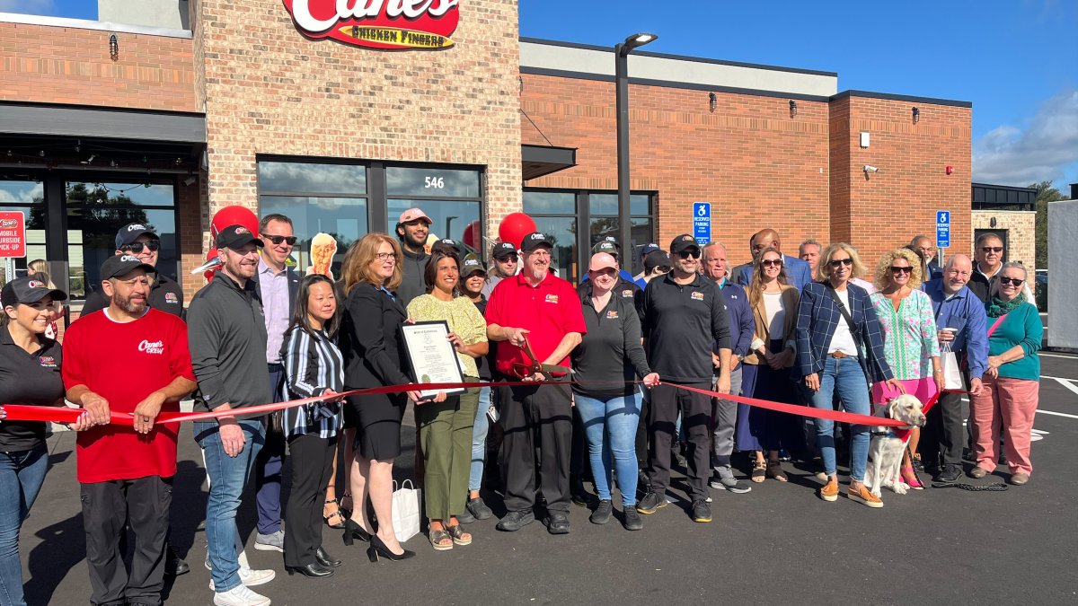 Second Connecticut Raising Canes location opens in Simsbury  NBC Connecticut [Video]