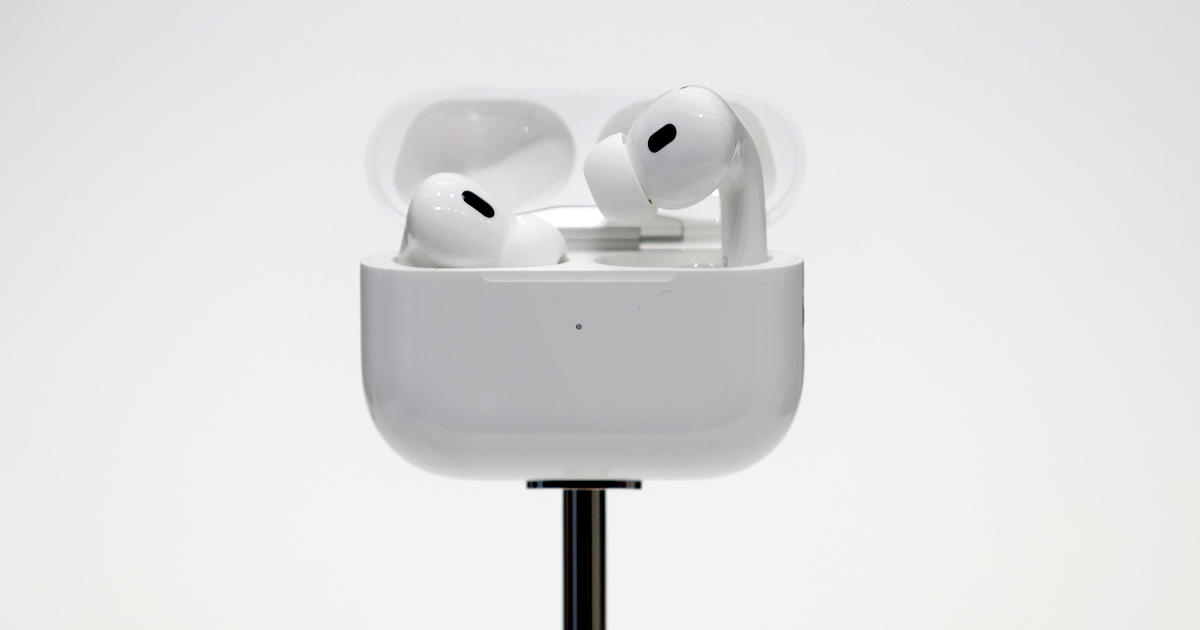 Apple’s new AirPods Pro double as a hearing aid. Experts call it a game changer. [Video]