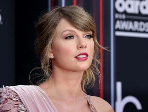 Taylor Swift Endorses Kamala Harris As GOP’s Worst Nightmares Come True [Video]