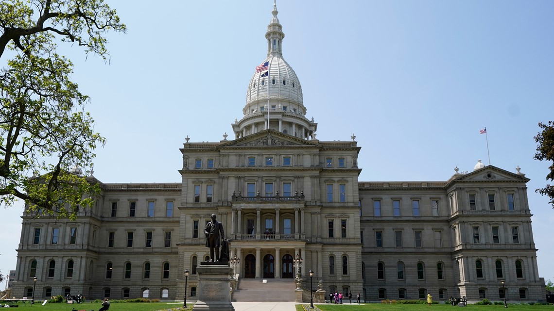 MI State Capitol Building using AI to detect guns [Video]