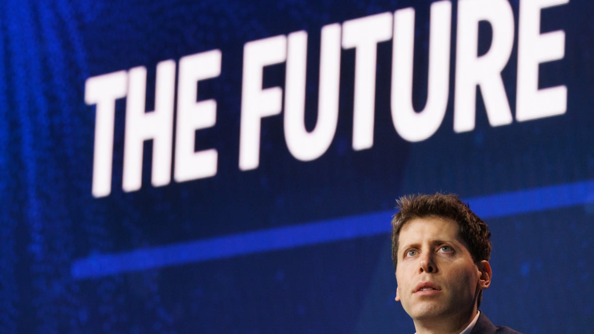 Open AI’s Sam Altman steps down as head of company’s safety group [Video]