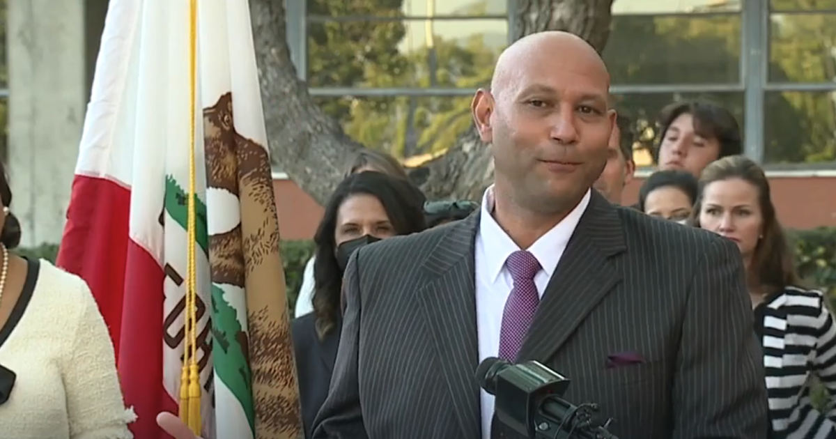 UPDATE: Former San Diego Unified superintendent denies sexual harassment claims [Video]