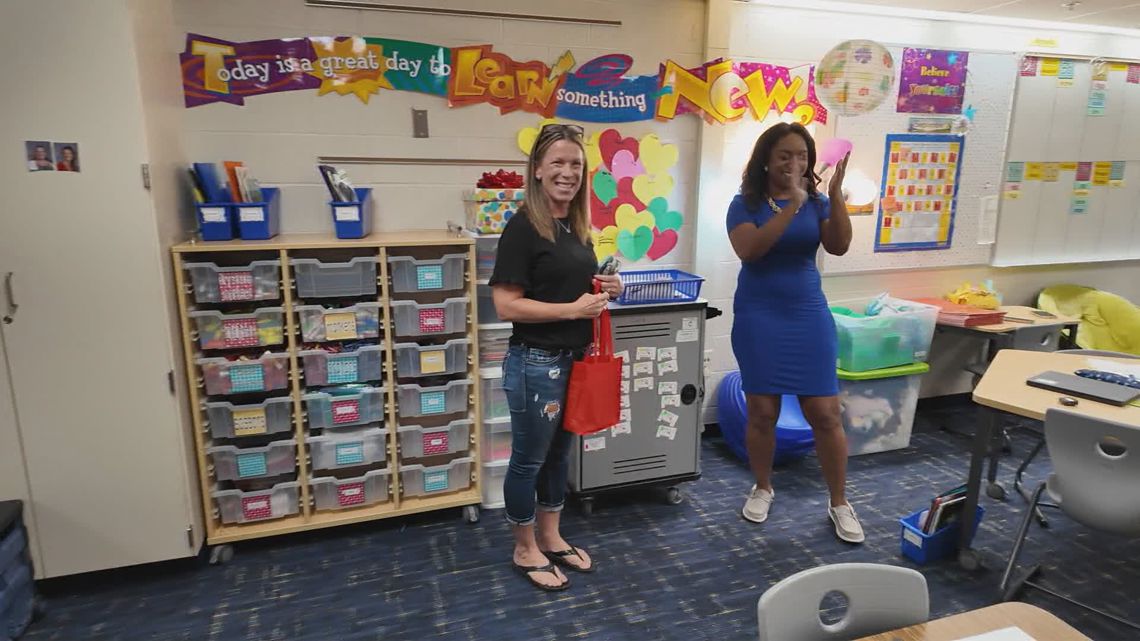 Teacher of the Week: Jennifer Ursum [Video]