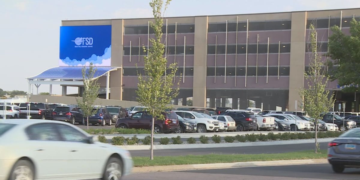 Sioux Falls airport opens new, multi-level parking ramp [Video]