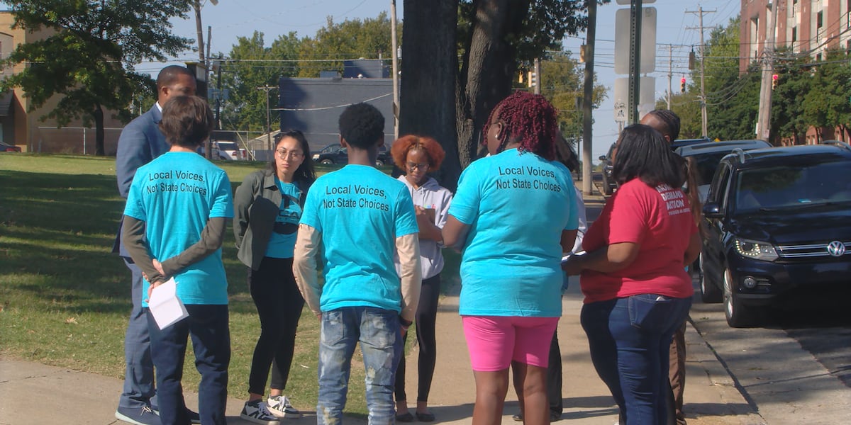 High Schoolers speak out on upcoming gun referendum vote [Video]