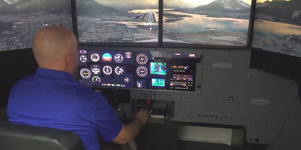 Douglas High School only school in Black Hills to have a large flight simulator [Video]