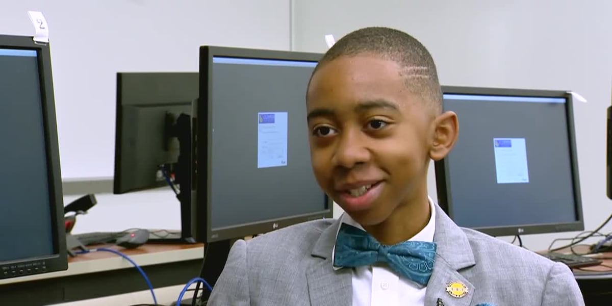 14-year-old becomes youngest freshman ever at his university [Video]