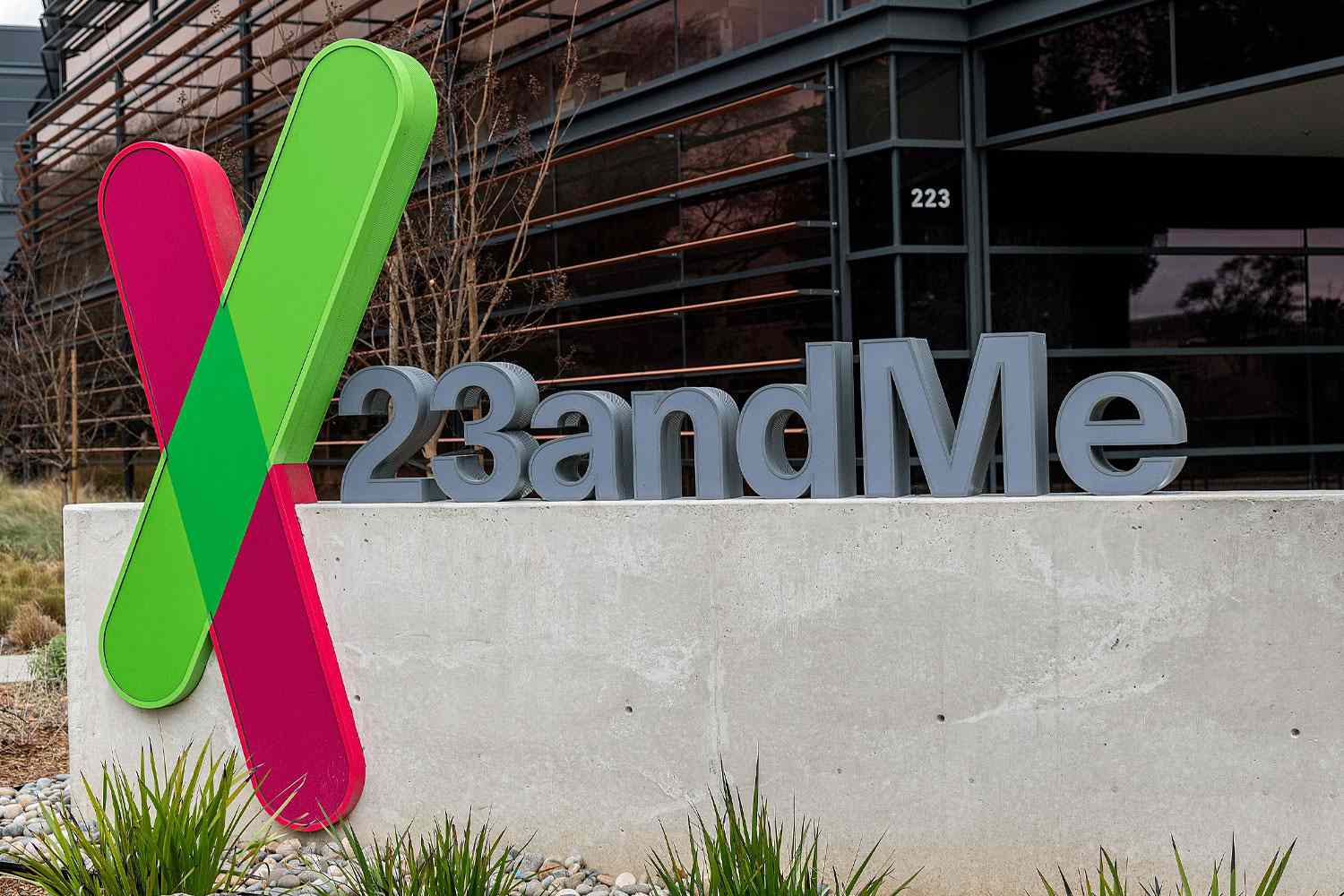 With 23andMe’s Future Uncertain, Here’s How You Can Delete Your Data [Video]