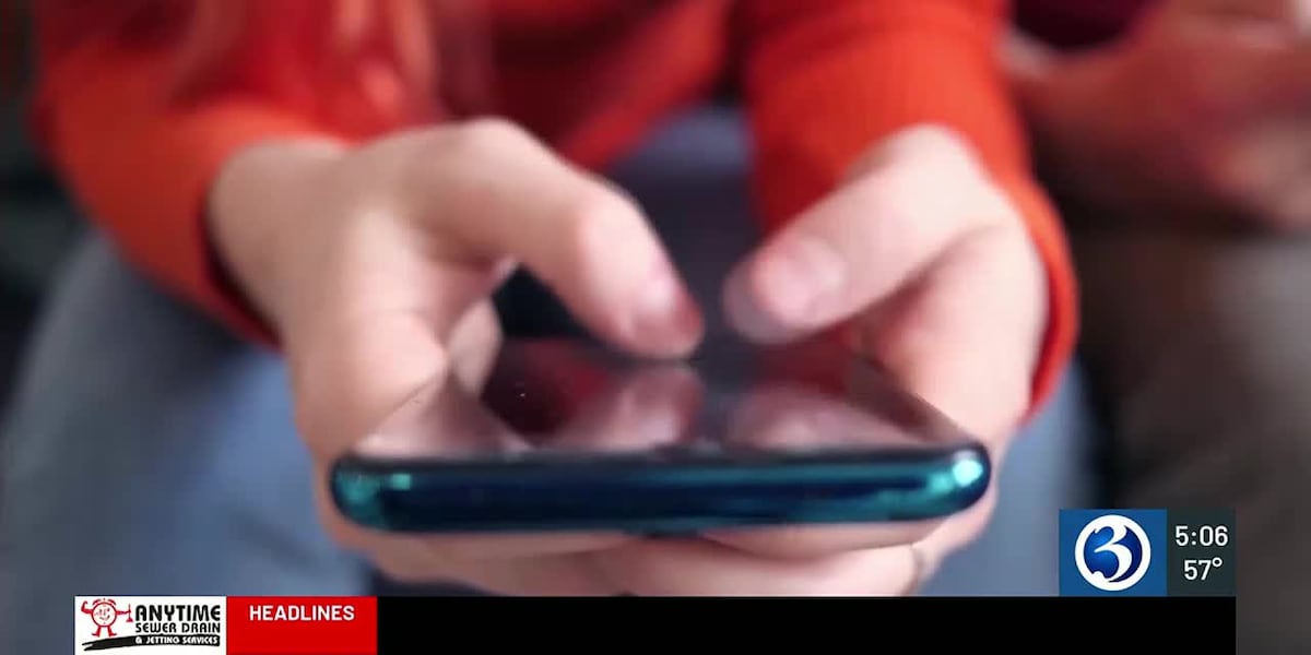 New Haven schools launch phone-free pilot program for students [Video]