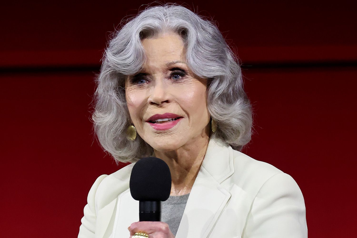 Jane Fonda to Receive 2025 SAG Life Achievement Award [Video]