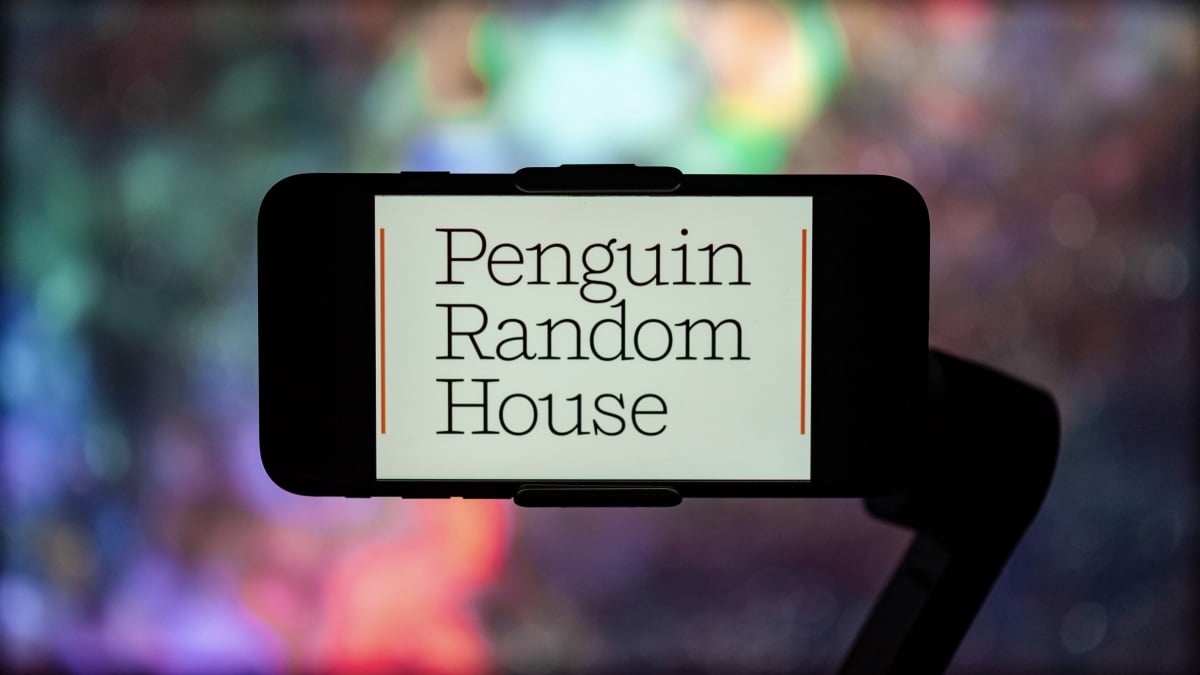 Penguin Random House copyright pages will now forbid AI training [Video]