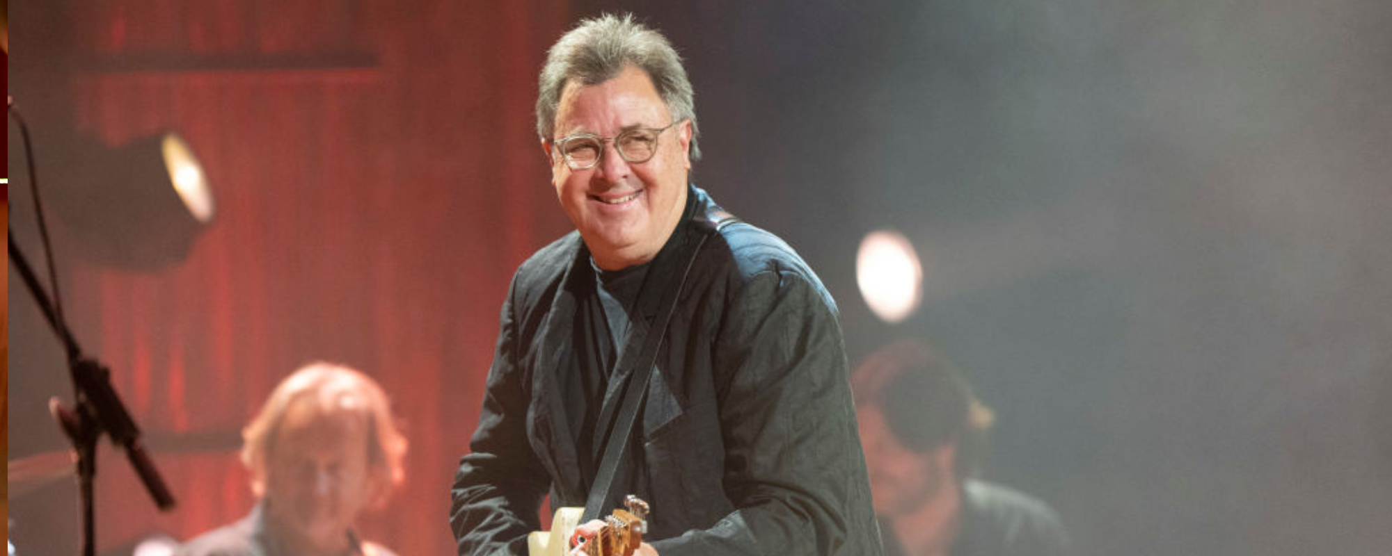 Vince Gill Talks Eagles, Playing Las Vegas Sphere: The Most People Ive Ever Been Ignored By (Exclusive) [Video]