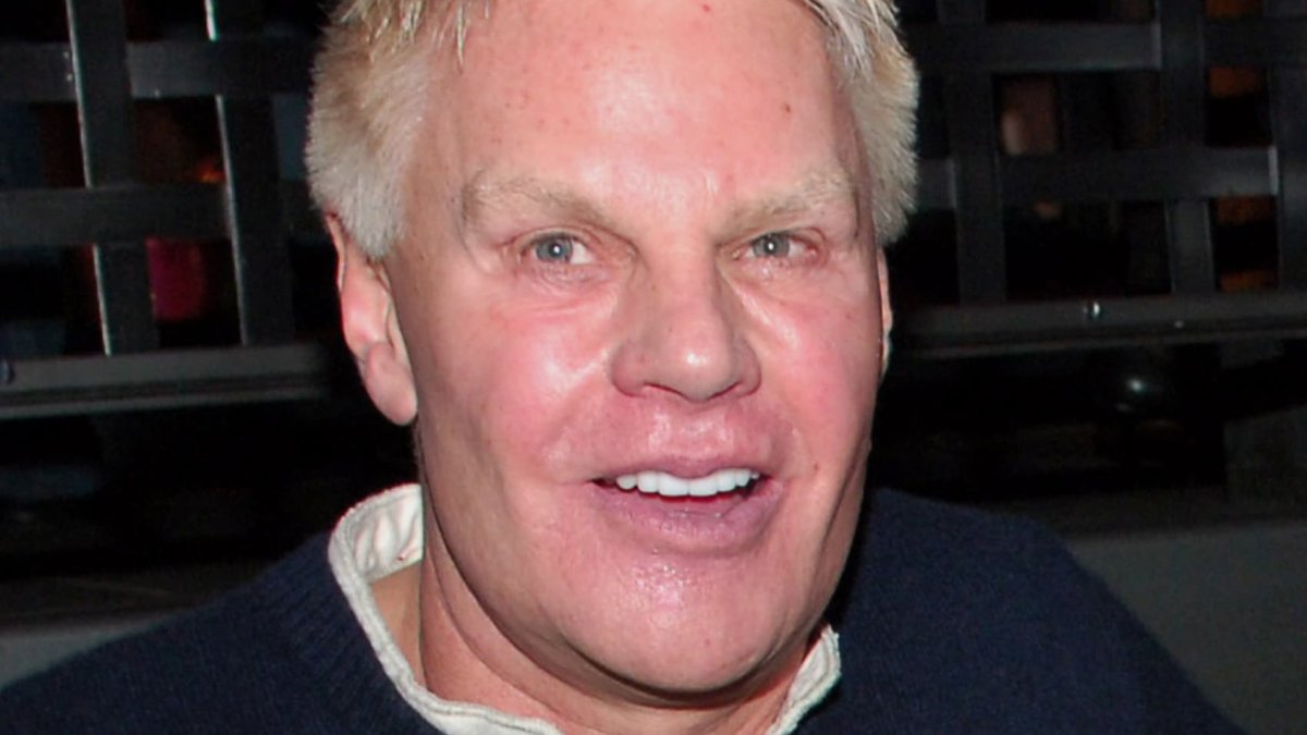 Long Island court awaits Abercrombie & Fitch CEO  NBC New York [Video]