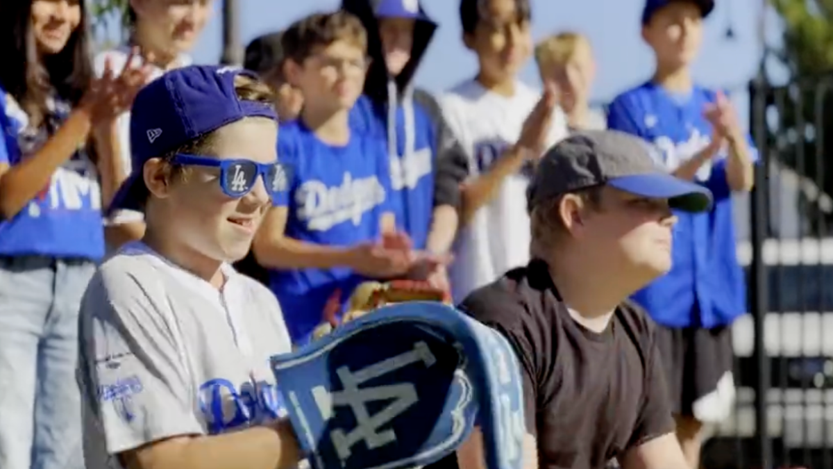 Elementary kids in Saugus wear Dodger blue before World Series  NBC Los Angeles [Video]