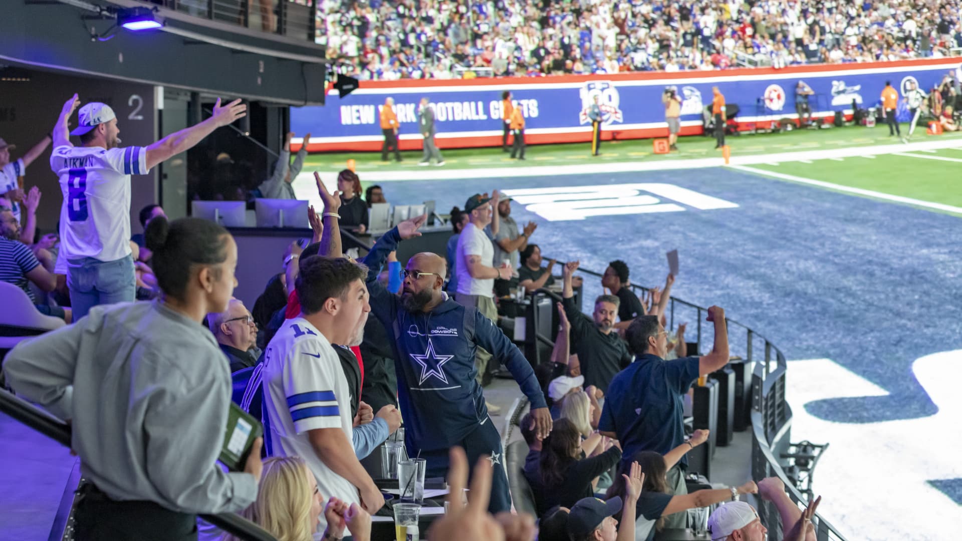 Immersive entertainment company Cosm lands rights to some NFL games [Video]