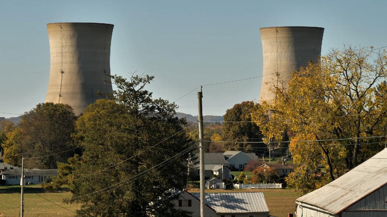 Three Mile Island to restart, powering Microsofts AI [Video]