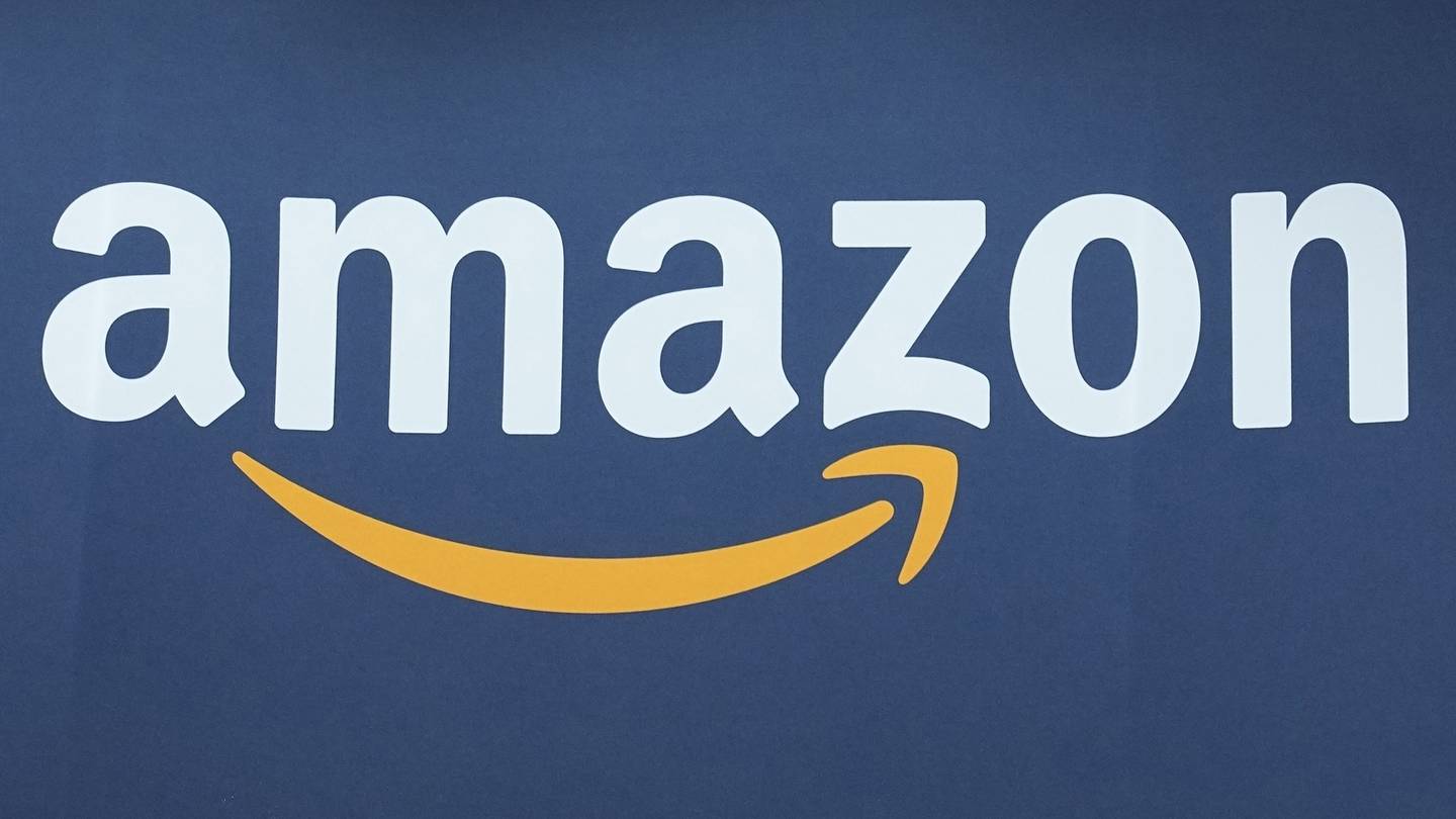 Amazon reports boost in quarterly profits, exceeds revenue estimates as it invests in AI  WSOC TV [Video]