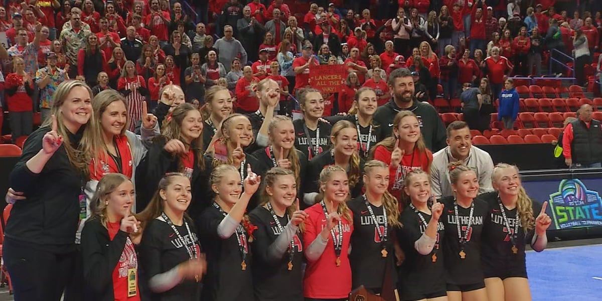 Manitowoc Lutheran girls volleyball wins Division 4 state championship [Video]