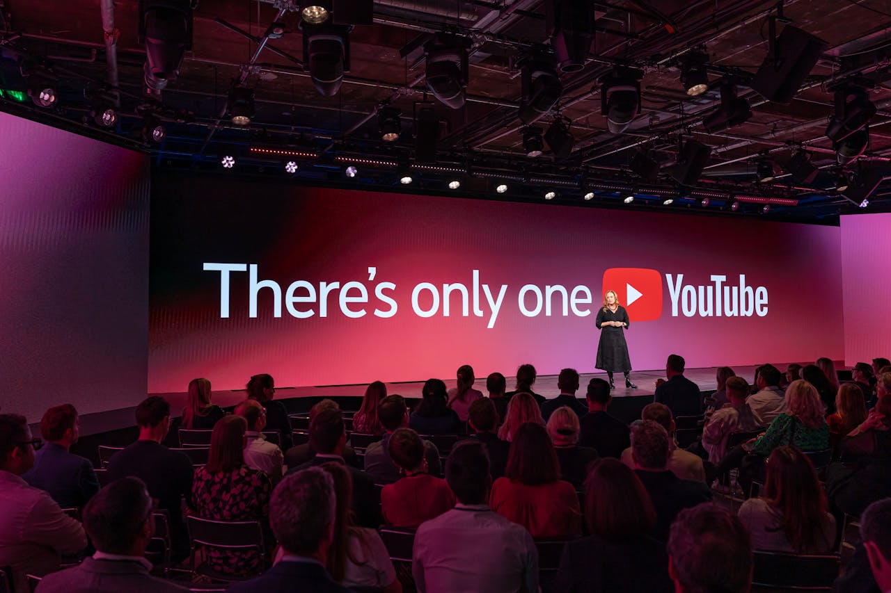 This is a rocket ship, and its not slowing down  things we heard at YouTube Festival [Video]