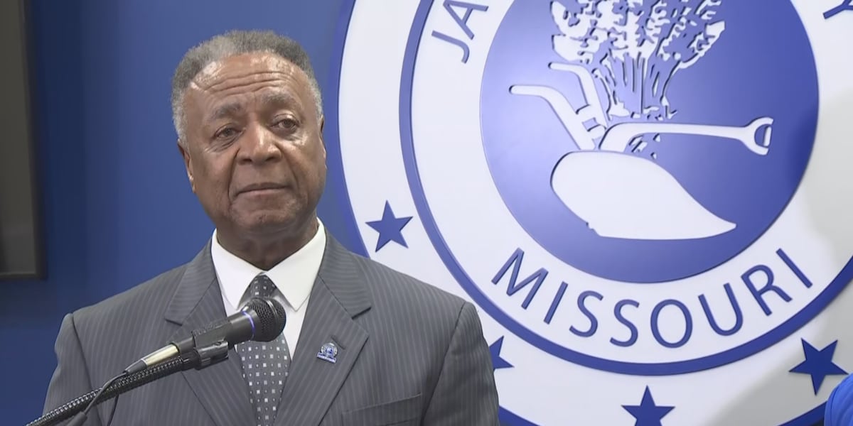 Frank White vetoes youth gun restriction ordinance [Video]