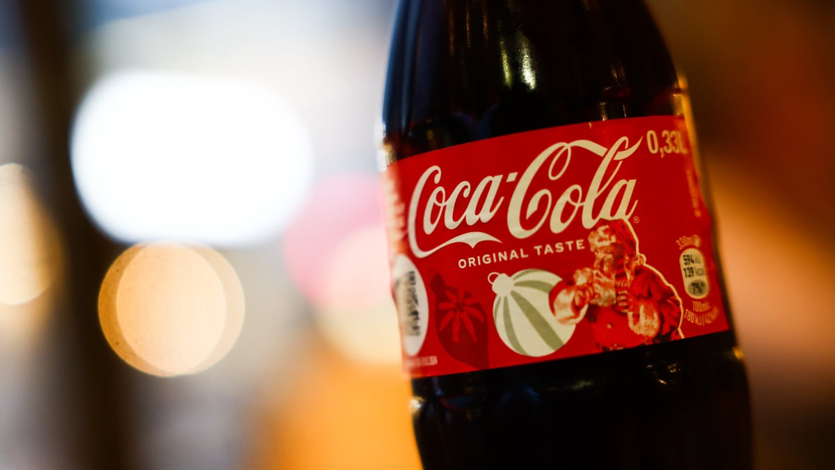 The internet hates Coca-Cola