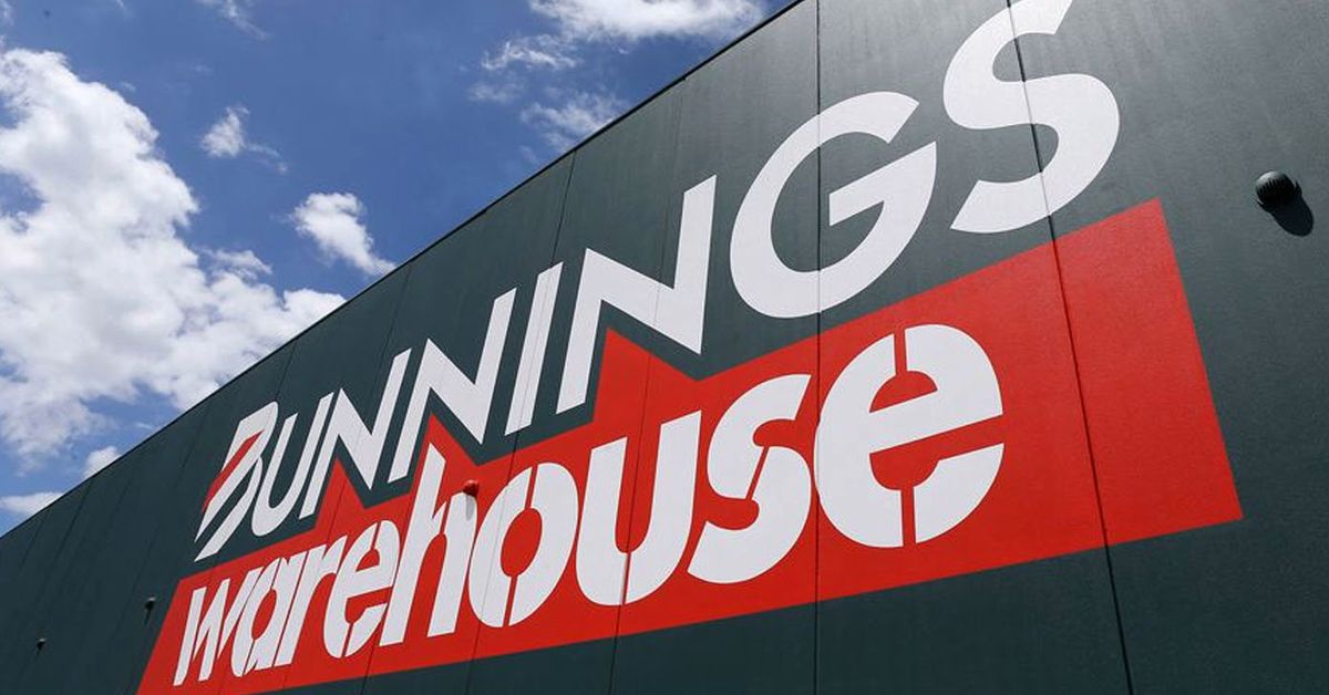 Bunnings breached privacy of thousands of shoppers while using facial recognition CCTV in stores, report finds [Video]