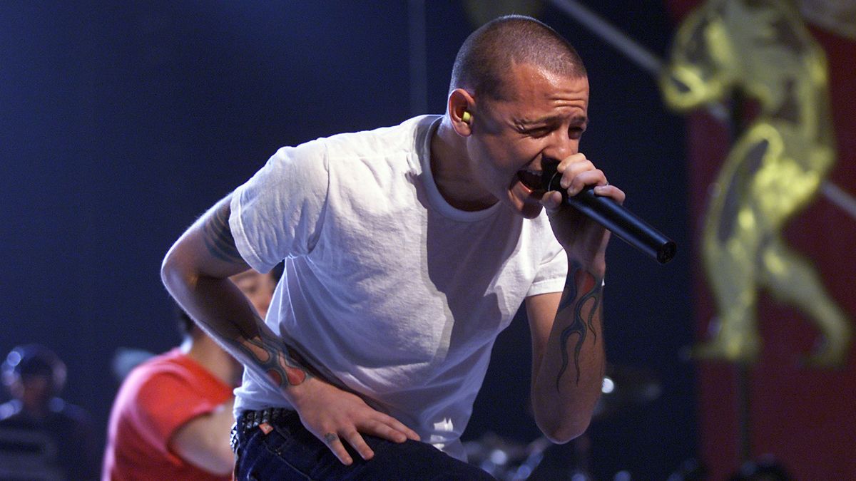 All the energy we put into that record just exploded on to the world!: How Chester Bennington remembered Linkin Parks breakthrough [Video]