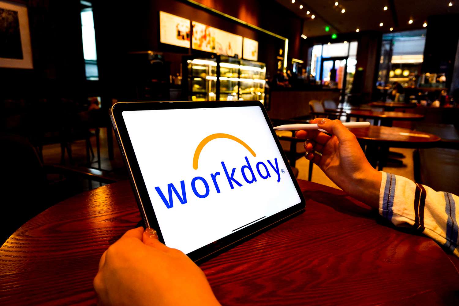 Workday’s Outlook for Subscription Services Revenue Sends Stock Tumbling [Video]