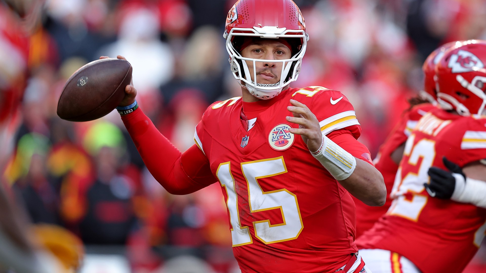 NBC launches AI-backed rival to ESPN’s Manningcast as Mahomes’ Chiefs take on AFC foes in historic broadcast first [Video]