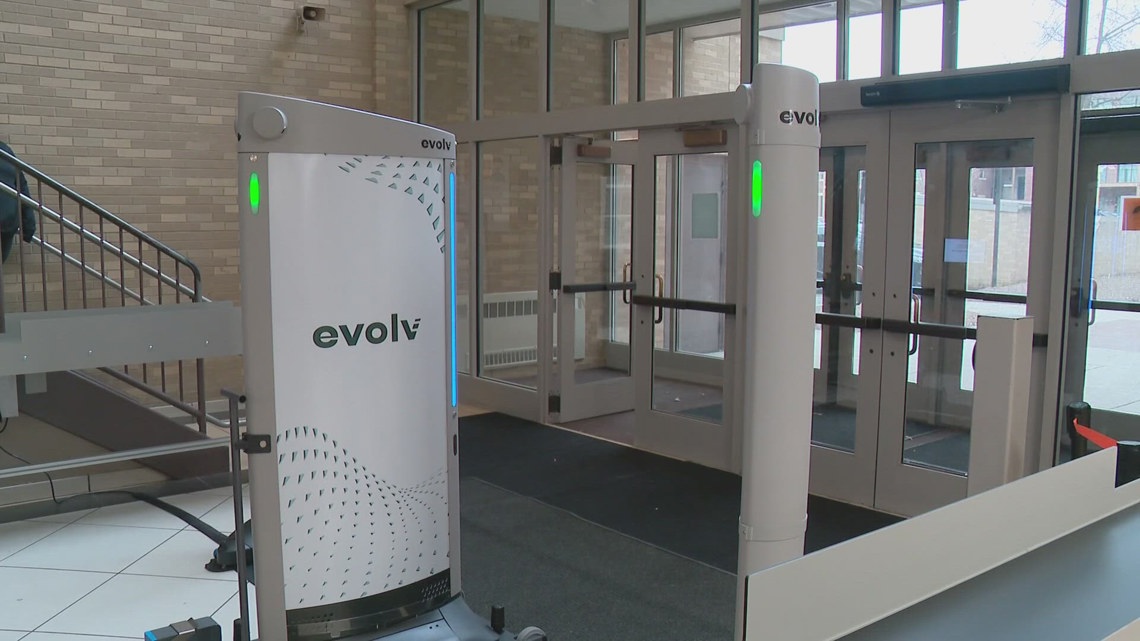 Columbus City Schools remains confident in Evolv metal detectors [Video]