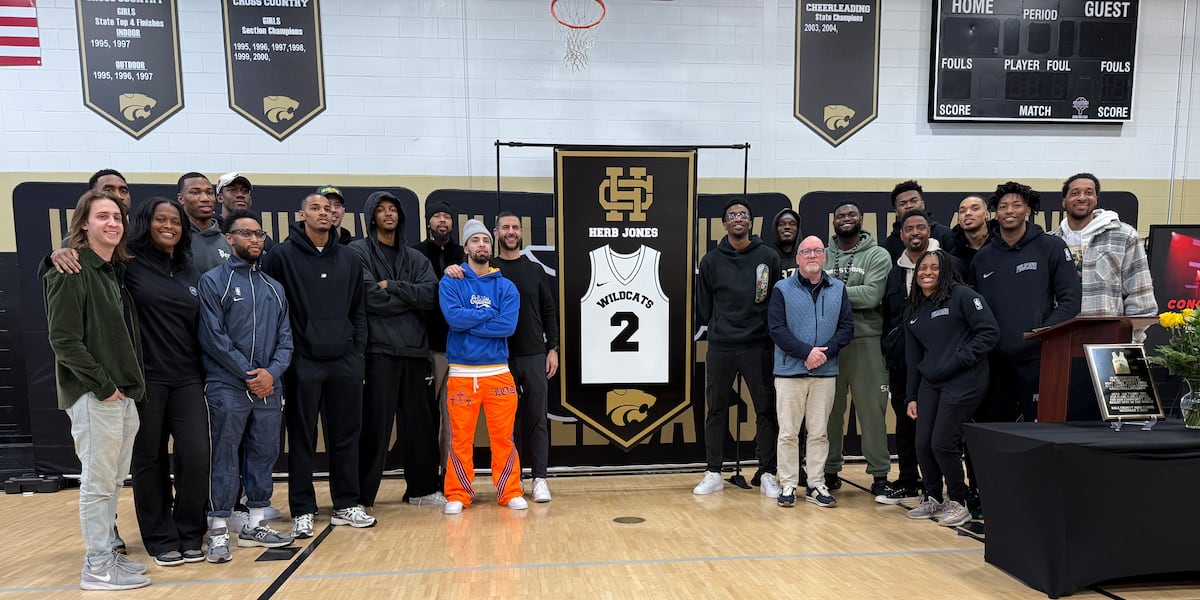 Herb Jones’ jersey retired at Hale County High School [Video]