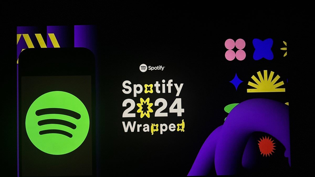 Spotify users SLAM Spotify Wrapped for being ‘boring’ this year – as one vents ‘this stinks of AI’ [Video]