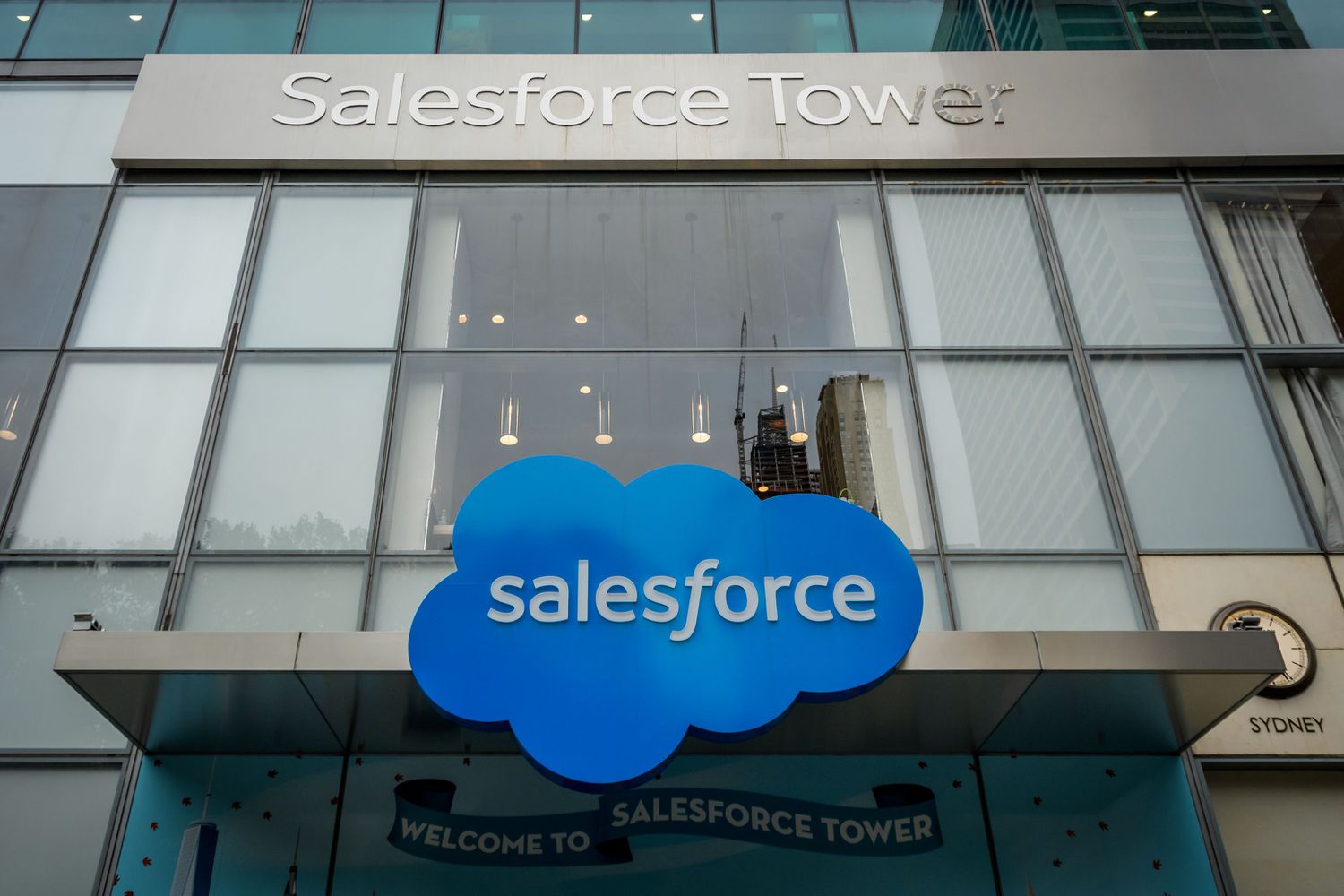 Analysts Are Bullish on Salesforce After Early Agentforce Interest [Video]