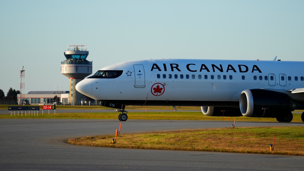 Air Canada carry-on bags barred for lowest fares [Video]