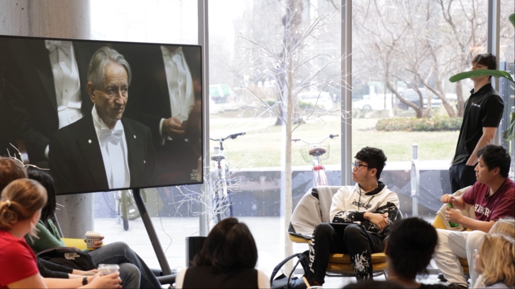 UofT Nobel Prize watch party for ‘Godfather of AI’ Geoffrey Hinton [Video]