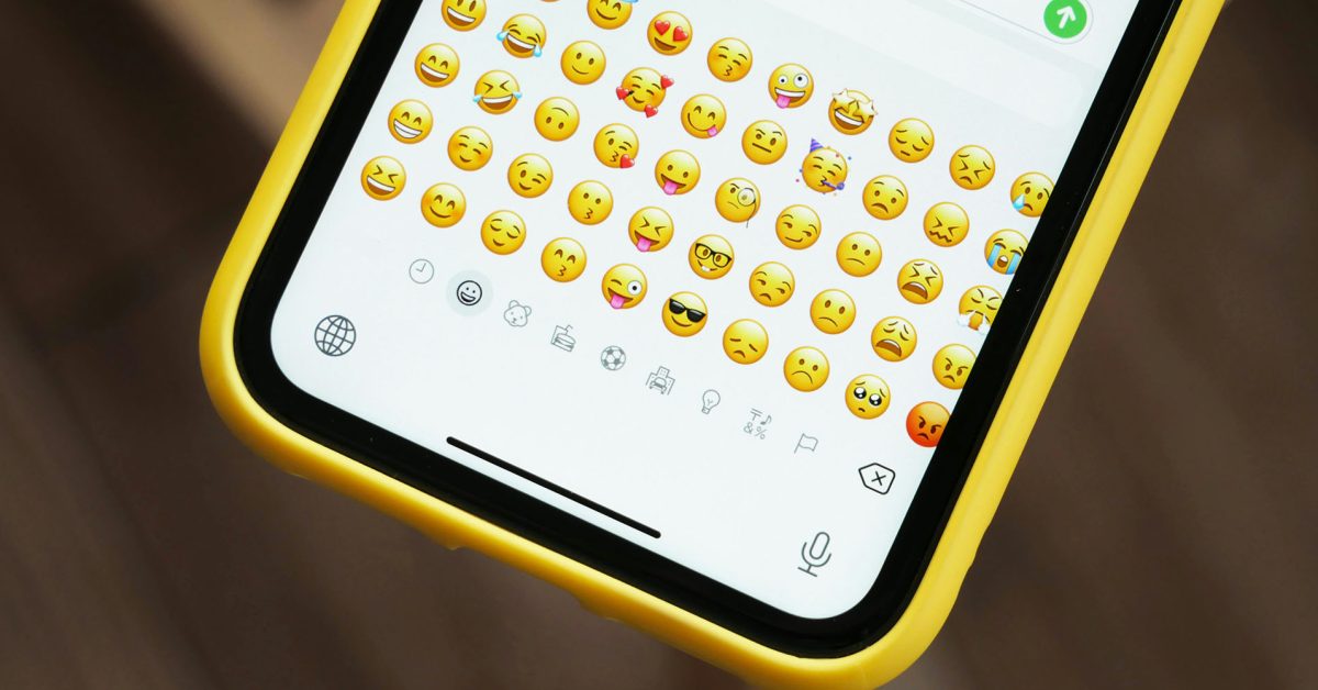 These emoji and acronyms are no longer cool, says study [Video]