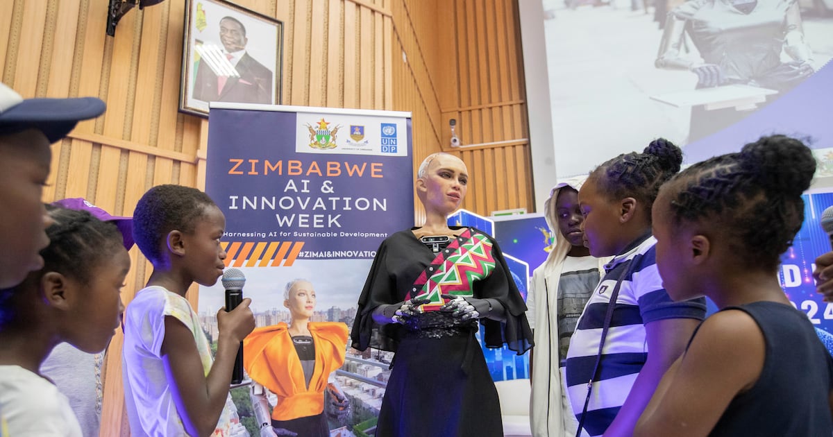 Sophia, a famous robot and global icon of AI, wins hearts at Zimbabwe’s innovation fair  WSOC TV [Video]