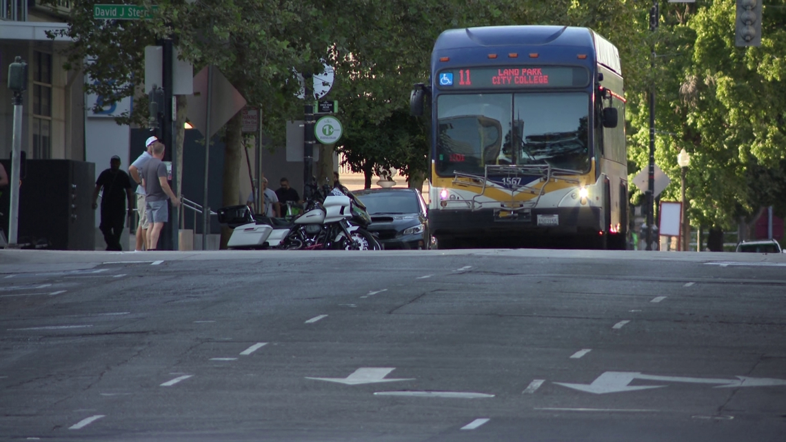 Sacramento cracking down on illegal parking at bus stops [Video]